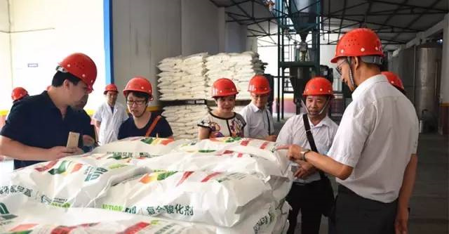 温氏股份考察团到188金宝搏安卓下载参观