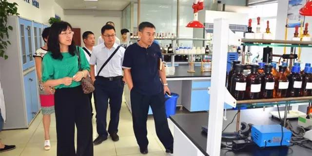 温氏股份考察团到188金宝搏安卓下载参观