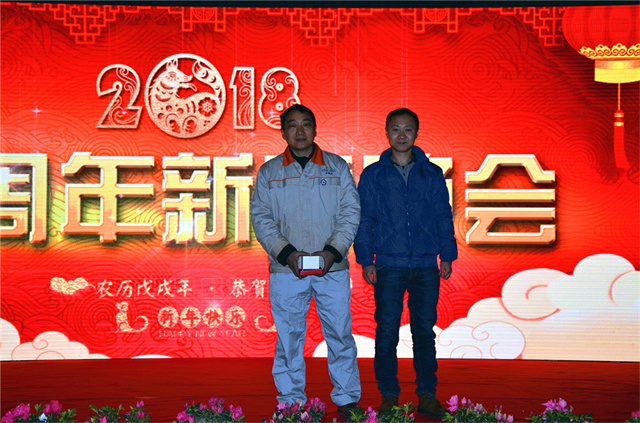 188金宝搏安卓下载劳动技能竞赛叉车竞赛获奖者